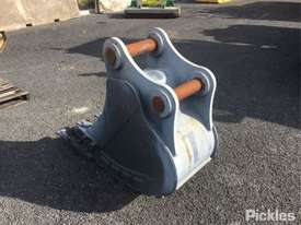 600mm Digging Bucket to suit 25 Tonne Excavator. - picture2' - Click to enlarge