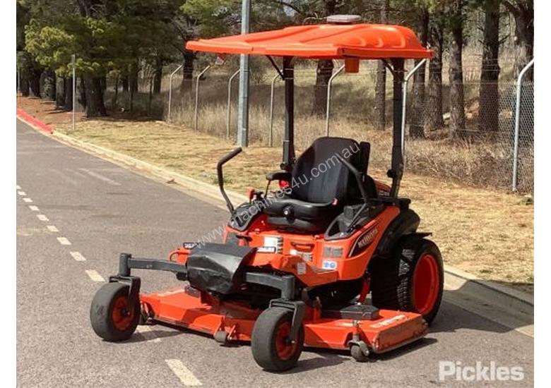 caption 2017 Kubota ZD1221RL-AU