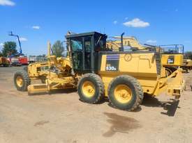 Komatsu GD530A-2 Grader - picture0' - Click to enlarge