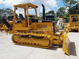 Caterpillar D4C XL III HST Bulldozer DOZCATG - picture2' - Click to enlarge