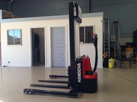 HC 1.2T  Range Pallet Stacker - picture0' - Click to enlarge