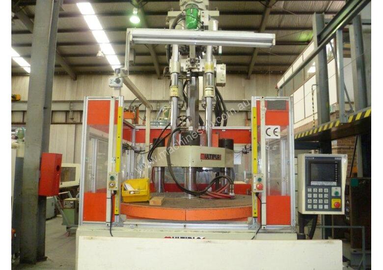 caption Plastic Injection Moulding Machine