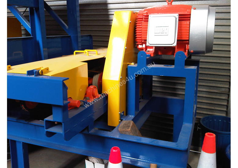 caption Sawmill 2 Man Bench complete with Jaymor Electronic Setworks overhauled and ready to go.
