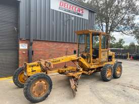 Used Fiat-Allis 65B Grader  - picture2' - Click to enlarge