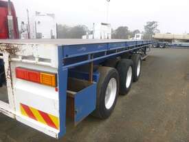 Highway Master Semi Flat top Trailer - picture2' - Click to enlarge
