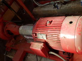 Water   Pump . Must  sell !! make  an  offer!!! - picture0' - Click to enlarge