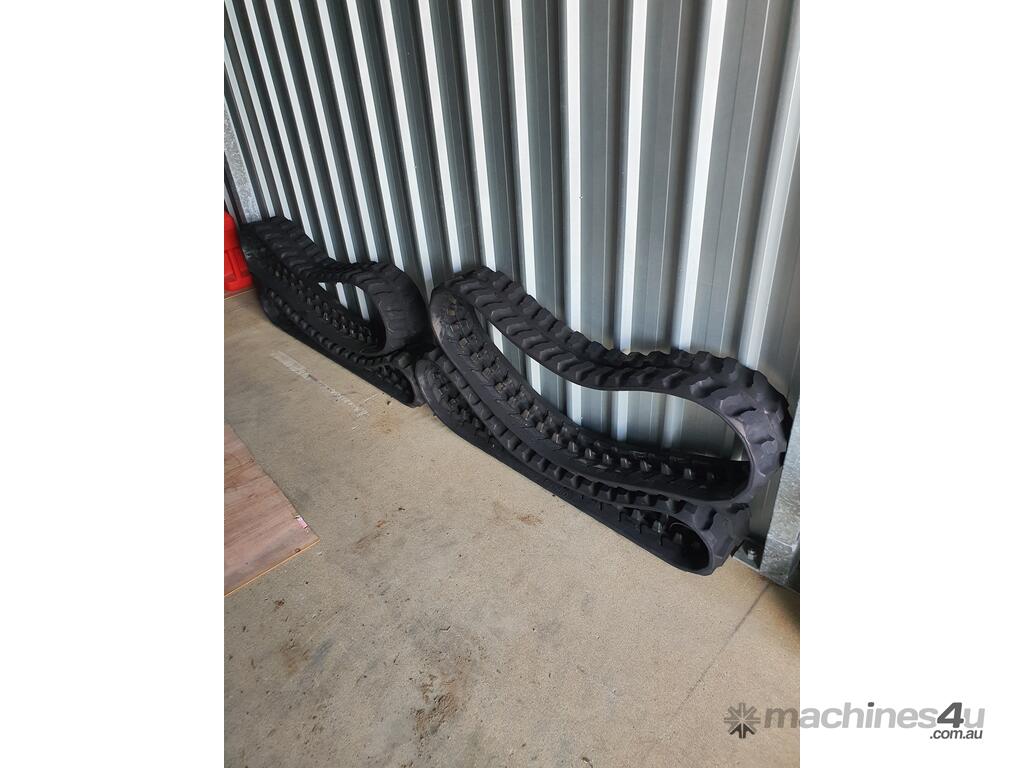 New 2020 avt Rubber Track Size 200 x 72K x 39 rubber tracks in MOUNT