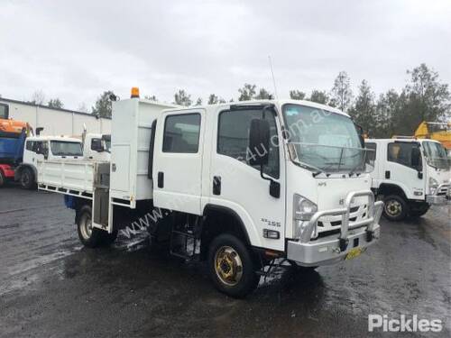 2015 Isuzu NPS 65 155