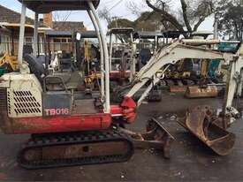 2003 TAKEUCHI TB016 - picture0' - Click to enlarge
