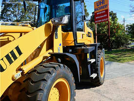 Free Delivery and Service Kit! UHI LG820  2200KG LIFT 100HP, Stock in SDY VIC,SA BNE, WA - picture0' - Click to enlarge