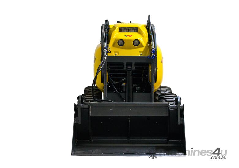 caption New Wacker Neuson Dingo Mini Loader SM440-31W Diesel, Inc 4-1 bucket