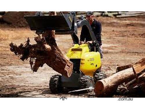 caption New Wacker Neuson Dingo Mini Loader SM440-31W Diesel, Inc 4-1 bucket