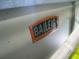 Baleigh 20 Gauge Lockseamer - picture2' - Click to enlarge