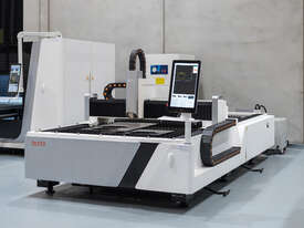 Laser Machines 1.5kW  fiber laser  - 1.5 x 3m single table -  - picture0' - Click to enlarge