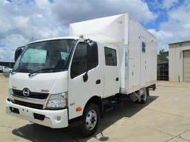 Hino 921- 300 Series Pantech Truck - picture0' - Click to enlarge