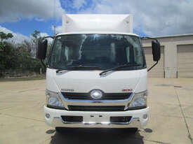 Hino 921- 300 Series Pantech Truck - picture0' - Click to enlarge