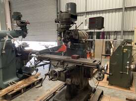 Used Yeong-Chin YC-1/2VA Turret Mill - picture0' - Click to enlarge
