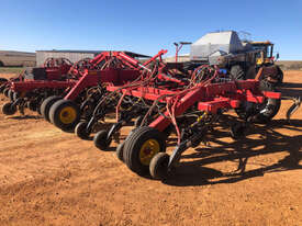 2015 Bourgault 3320 Air Drills - picture0' - Click to enlarge
