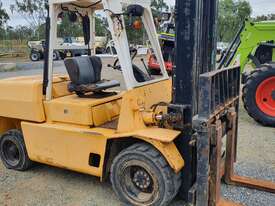 Hyster H4.50XL Forklift - picture2' - Click to enlarge