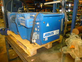 Wire rope hoist and Motorized Trolley - picture0' - Click to enlarge