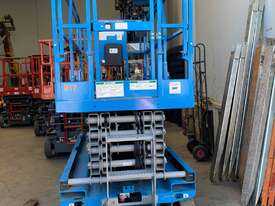 32FT Electric Scissor Lifts - picture2' - Click to enlarge