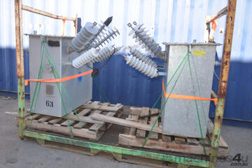 TT 33kv - 63kVA Mulit tap 3 phase Distribution pole mount transformer ex Santos