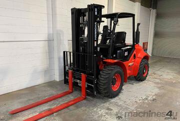 2.5 ton Rough Terrain 4WD Forklift