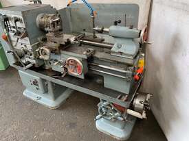Nuttall 14 Series Lathe 350mm swing x 500mm centres, mm & tpi - picture0' - Click to enlarge