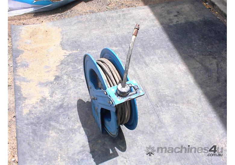 Used 2012 MACNAUGHT Hose reel Macnaught grease Grease Guns in