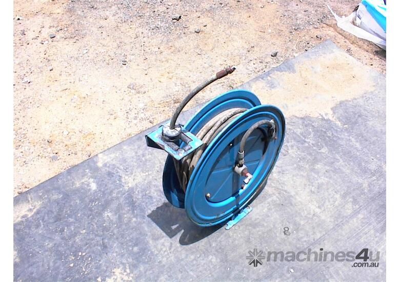 Used 2012 MACNAUGHT Hose reel Macnaught grease Grease Guns in