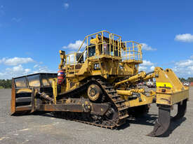 Caterpillar D9T Std Tracked-Dozer Dozer - picture0' - Click to enlarge