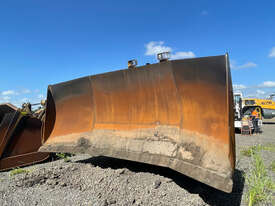 Caterpillar D9T Std Tracked-Dozer Dozer - picture2' - Click to enlarge