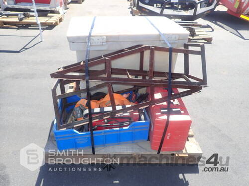 PALLET COMPRISING OF HILTI PR25 LASER LEVEL, 160LITRE ESKY & CAR RAMPS