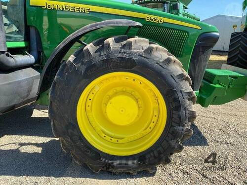 John Deere 8520 FWA