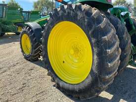 John Deere 8520 FWA - picture1' - Click to enlarge