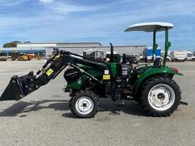 Wheeled Tractor CP404 - picture2' - Click to enlarge