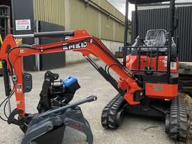 Mini Excavator EM1.8 + FREE Attachments + Australia wide Delivery +Expandable Tracks + Swing Boom - picture0' - Click to enlarge