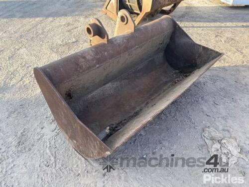 Mud Bucket To Suit Loader (1750mm)