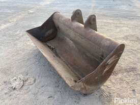 Mud Bucket To Suit Loader (1750mm) - picture0' - Click to enlarge