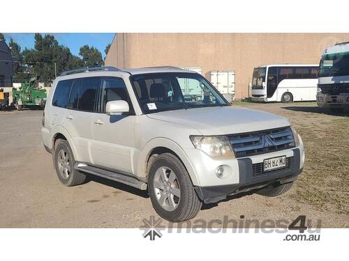 Mitsubishi Pajero NS