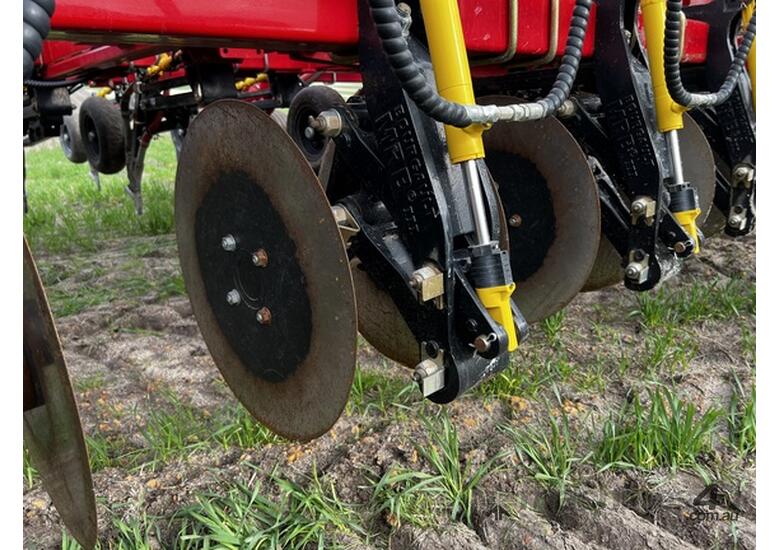 Used 2021 bourgault 2021 Bourgault 333524m L9950 Air Drills Air Drills