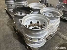 1 Pallet Of 8x 8 Stud Truck Rims - picture1' - Click to enlarge