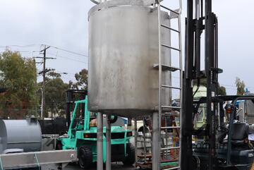 Tall Stainless Steel Tank - 1900L