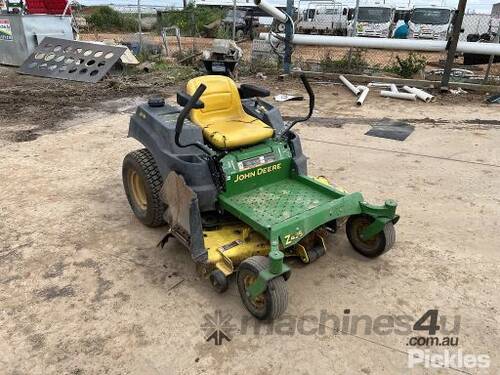 John Deere Z425