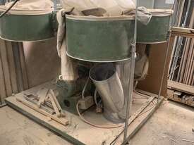 Dust extractor 4 bag - picture0' - Click to enlarge