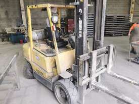 Hyster H3.00DX forklift  - picture0' - Click to enlarge