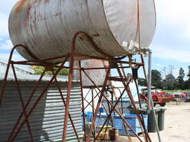 Fuel Tank overhead - picture1' - Click to enlarge