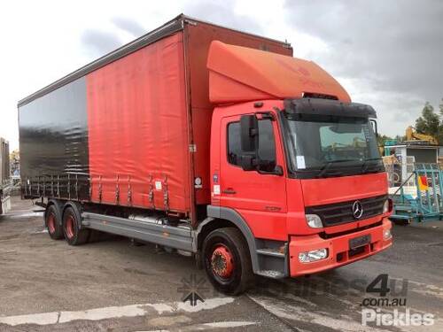 2009 Mercedes Benz Atego 2329