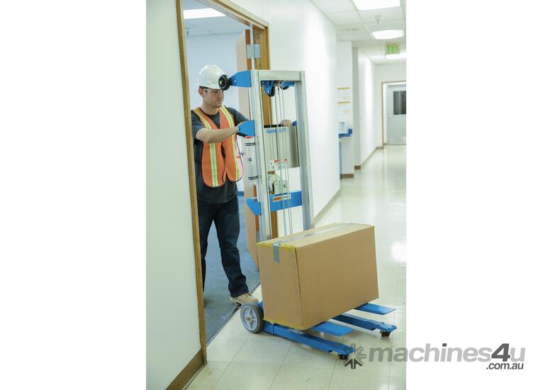 Genie Lift Model GL-12  (3.66m)