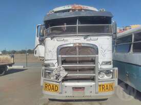 Kenworth K200 - picture0' - Click to enlarge